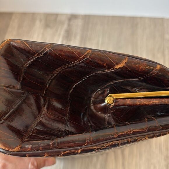 Vintage Ideal Leather Crocodile Bag Brown Embossed Brass Clasp - Picture 10 of 13